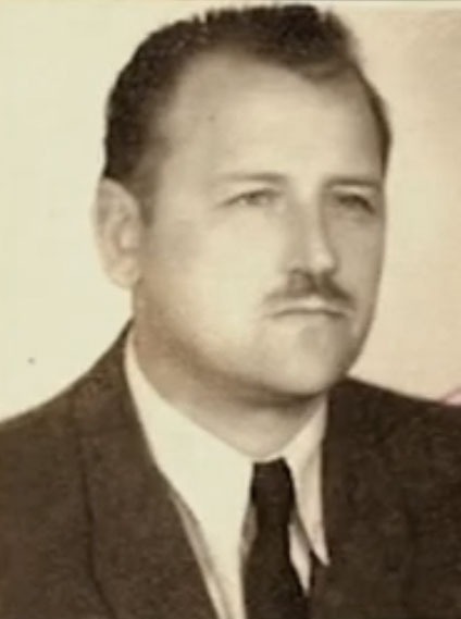 Dr Kazimierz Hołoga